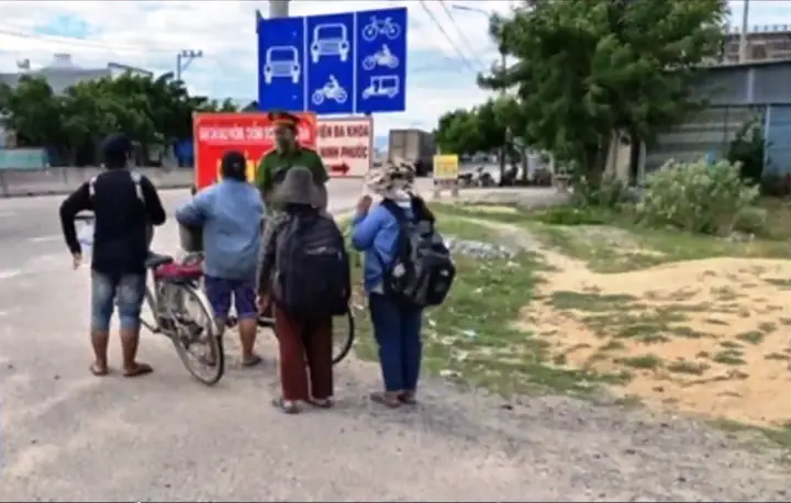 Mẹ Con Đạp Xe Về Nghệ An: Câu Chuyện Xót Xa Giữa Đại Dịch COVID-19