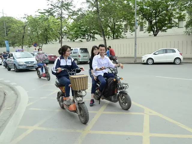 Bao Nhiêu Tuổi Được Đi Xe Đạp Điện? Quy Định Mới Nhất 2026