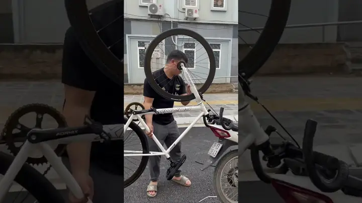 Cách Buộc Xe Đạp Lên Xe Máy An Toàn Và Đúng Luật Giao Thông