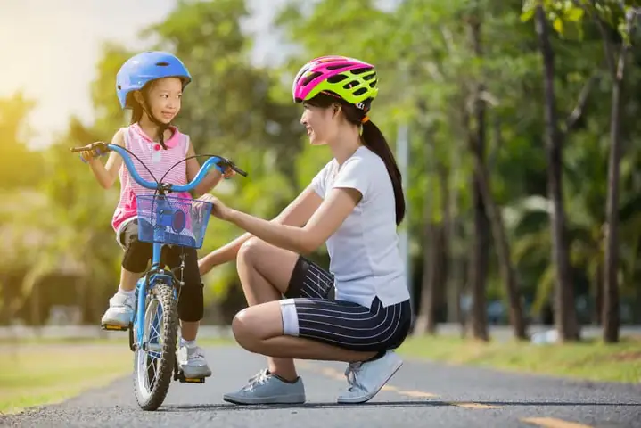 Hướng Dẫn Chi Tiết Cách Tập Đi Xe Đạp Điện An Toàn Cho Người Mới Bắt Đầu