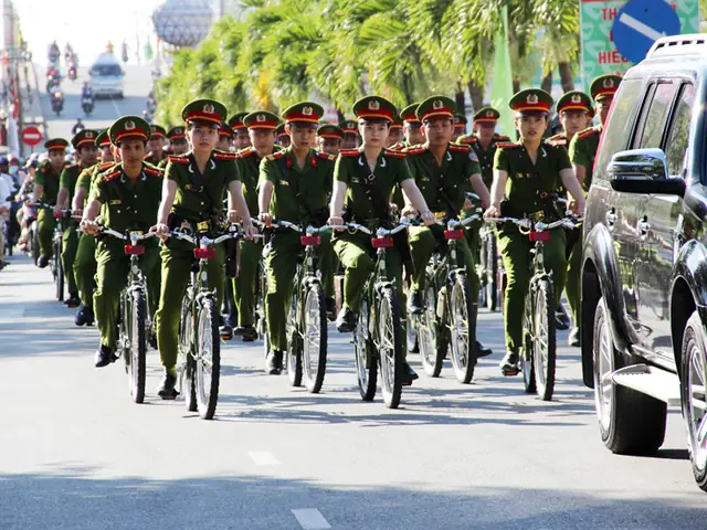 Công An Bắt Xe Đạp: Vi Phạm Nồng Độ Cồn, Lấn Chiếm Làn Đường Và Các Trường Hợp Khác