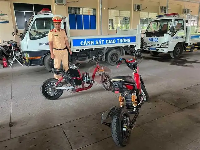 Khám Phá Hình Xe Đạp Điện Độ Đẹp – Các Phong Cách Nổi Bật Và Lựa Chọn An Toàn Khám Phá Hình Xe Đạp Điện Độ Đẹp – Các Phong Cách Nổi Bật Và Lựa Chọn An Toàn