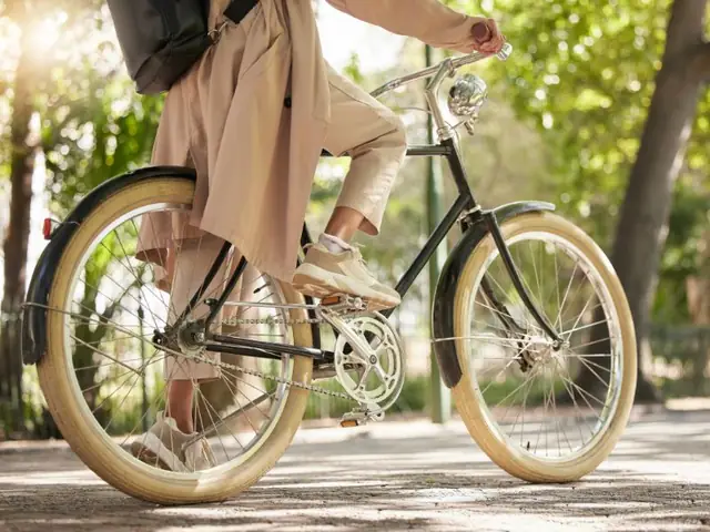 Giải Mã Giấc Mơ Thấy Xe Đạp: Điềm Báo May Mắn Hay Rủi Ro & Con Số Lô Đề Tài Lộc
