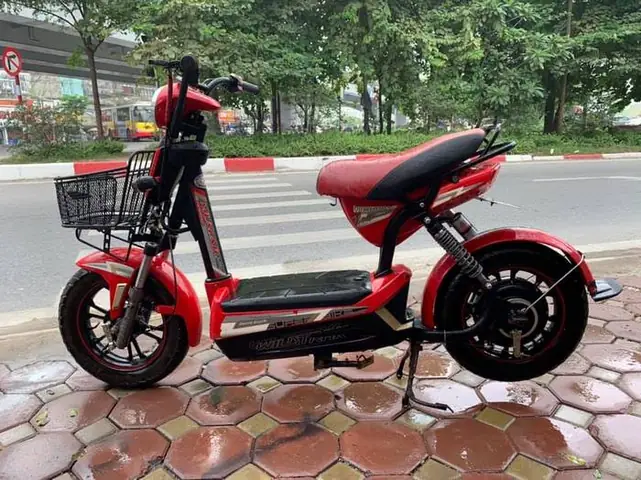 Thay Lốp Xe Đạp Bao Nhiêu Tiền? Bảng Giá Chi Tiết 2024