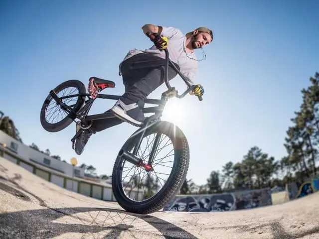 Xe Đạp BMX Là Gì? Đặc Điểm, Phân Loại & Cách Chọn Mua Chi Tiết