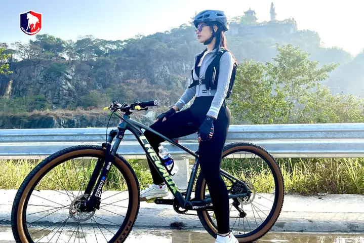 Xe Đạp Địa Hình Nữ: Tư Vấn Chọn Mẫu Phù Hợp & Hướng Dẫn Mua Sắm Tốt Nhất