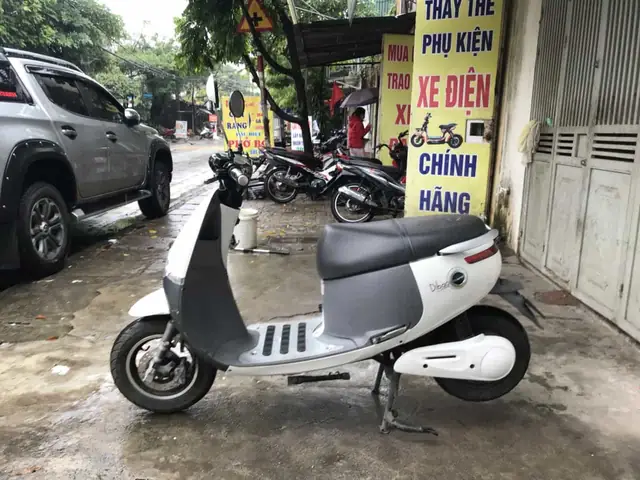 Mua Xe Đạp Điện Cũ Ở Hà Nội: Mẫu Xe, Giá Tham Khảo Và Địa Chỉ