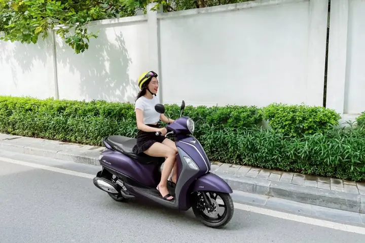 Nên Mua Xe Máy Điện Hay Xe Đạp Điện? So Sánh Để Chọn Đúng Nhu Cầu