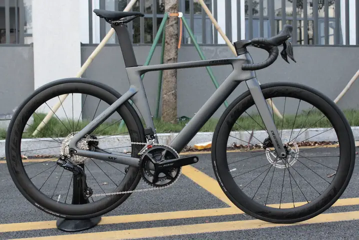 Xe Đạp Cycletrack Của Nước Nào? Nguồn Gốc Thực Tế, Các Dòng Phổ Biến & Kinh Nghiệm Chọn Mua Tránh "hãng Ảo"