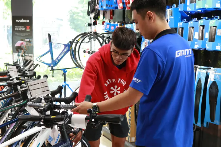 Top Cửa Hàng Mua Xe Đạp Trả Góp 0% TP.HCM: So Sánh Chính Sách, Mẫu Xe Hot & Thủ Tục Nhanh Top Cửa Hàng Mua Xe Đạp Trả Góp 0% TP.HCM: So Sánh Chính Sách, Mẫu Xe Hot & Thủ Tục Nhanh