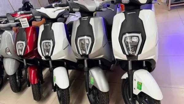 So Sánh Chi Tiết Xe Đạp Và Xe Máy: Đâu Là Lựa Chọn Di Chuyển Phù Hợp Nhất Hiện Nay?